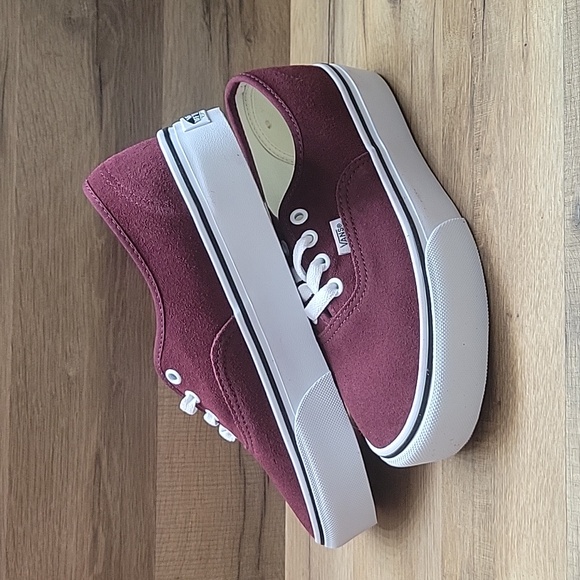 Vans Authentic Platform Brand new in the box. - Picture 2 of 12